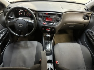 Фото Kia Rio II Рестайлинг с пробегом Фото Kia Rio II Рестайлинг с пробегом