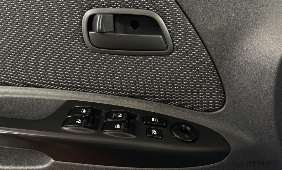 Фото Kia Rio II Рестайлинг с пробегом | №9 Фото Kia Rio II Рестайлинг с пробегом | №9