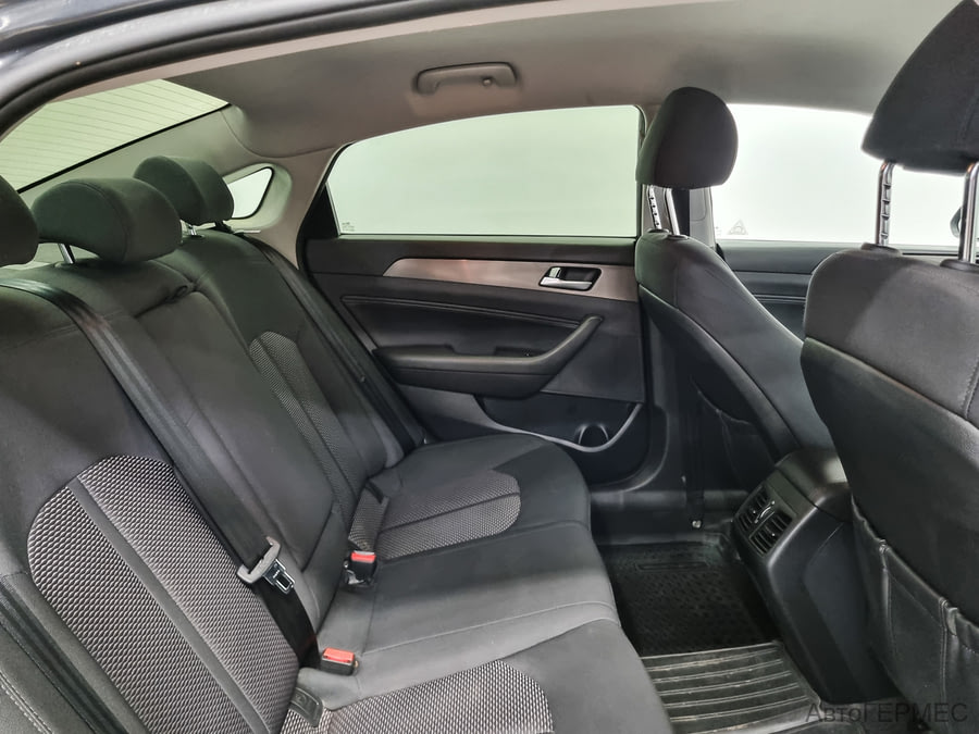 Фото HYUNDAI Sonata VII (LF) Рестайлинг с пробегом | №13