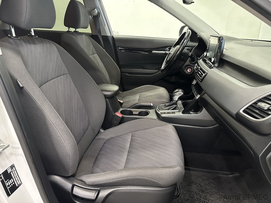 Фото Kia Seltos I с пробегом | №12