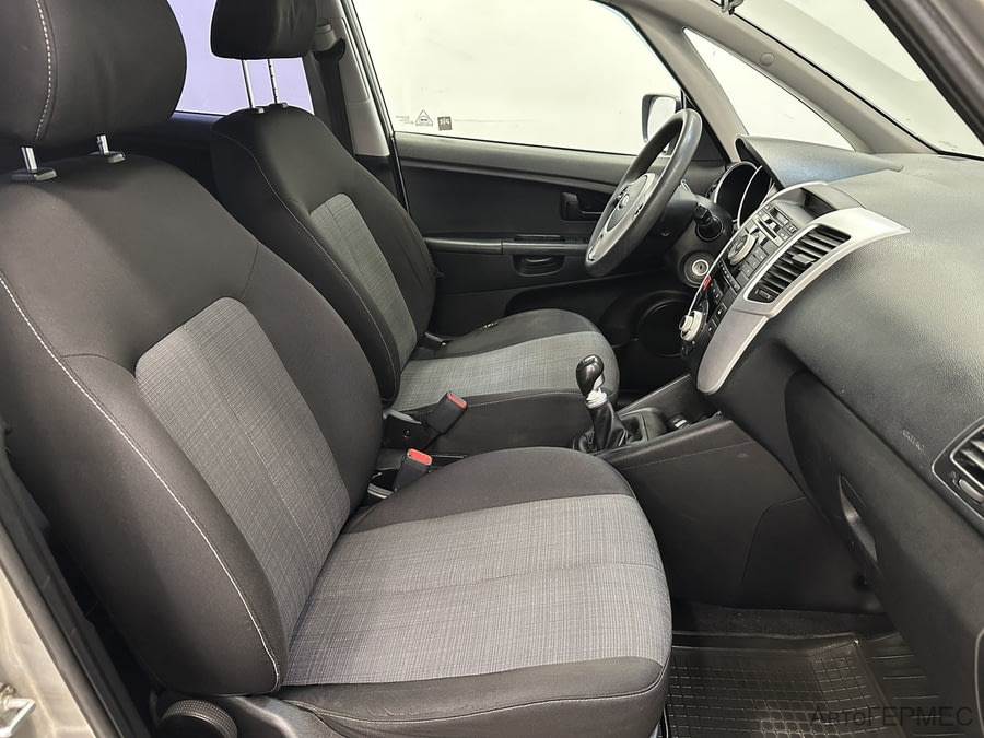 Фото Kia Venga I с пробегом | №11