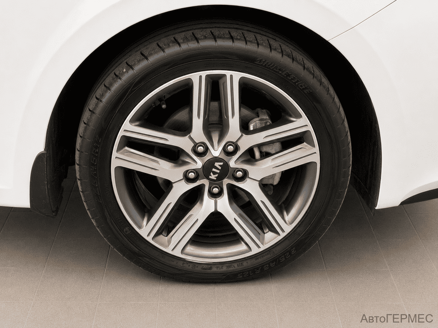 Фото Kia Cerato IV с пробегом | №16 Фото Kia Cerato IV с пробегом | №16