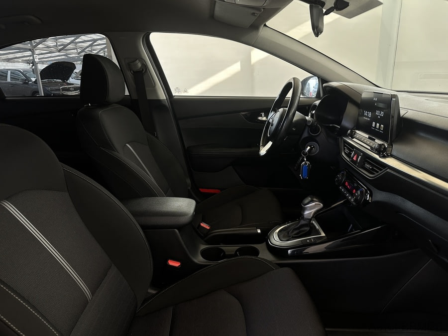Фото Kia Cerato IV с пробегом | №13 Фото Kia Cerato IV с пробегом | №13