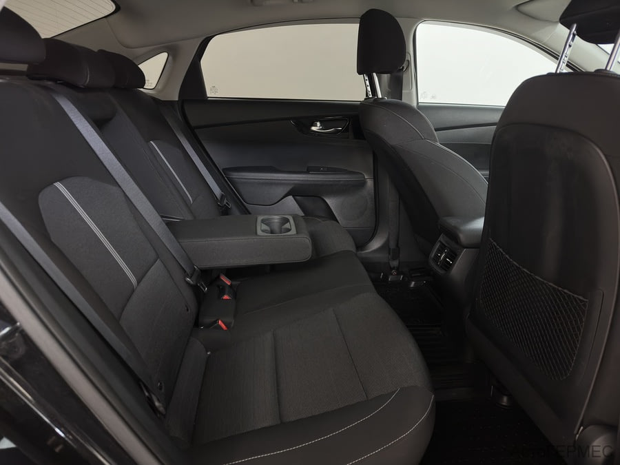 Фото Kia Cerato IV с пробегом | №12