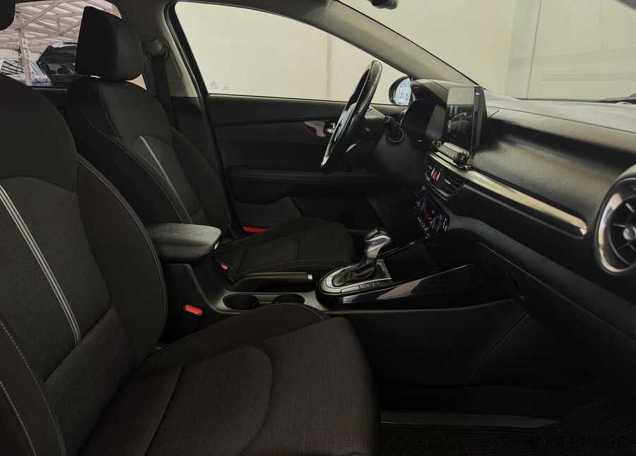 Фото Kia Cerato IV с пробегом | №13 Фото Kia Cerato IV с пробегом | №13