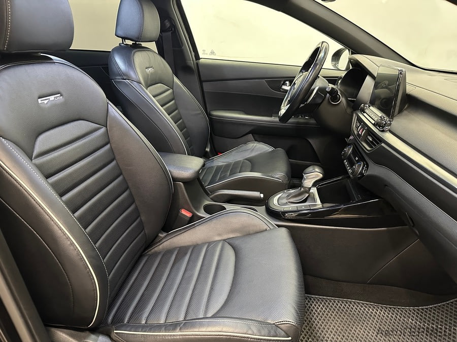 Фото Kia Cerato IV с пробегом | №16 Фото Kia Cerato IV с пробегом | №16