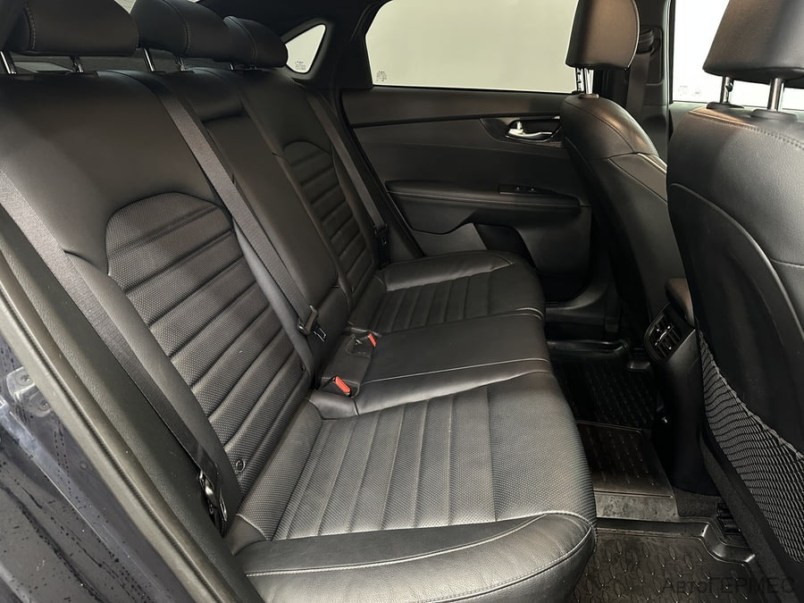 Фото Kia Cerato IV рестайлинг с пробегом | №17 Фото Kia Cerato IV рестайлинг с пробегом | №17