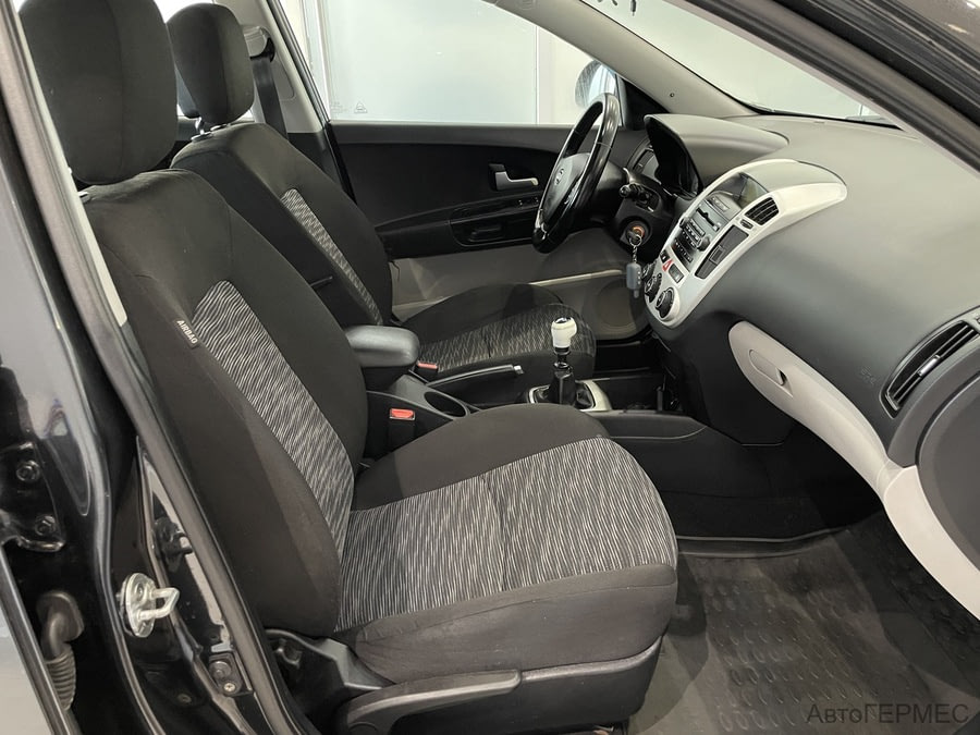 Фото Kia Ceed I с пробегом | №10 Фото Kia Ceed I с пробегом | №10