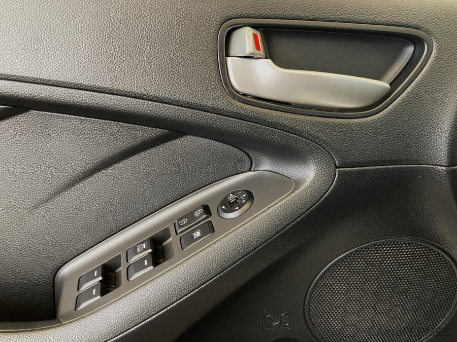 Фото Kia Cerato III Рестайлинг (CLASSIC) с пробегом | №10