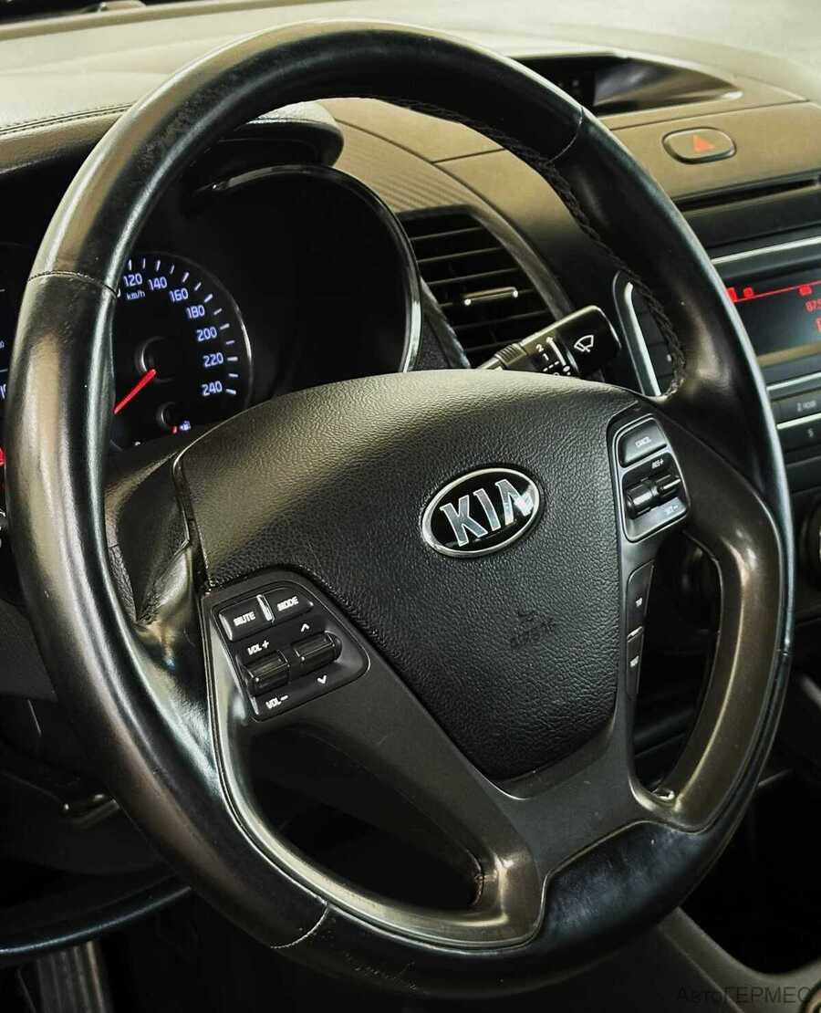 Фото Kia Cerato III с пробегом | №11 Фото Kia Cerato III с пробегом | №11