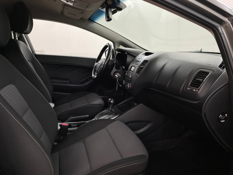 Фото Kia Cerato III с пробегом | №11 Фото Kia Cerato III с пробегом | №11