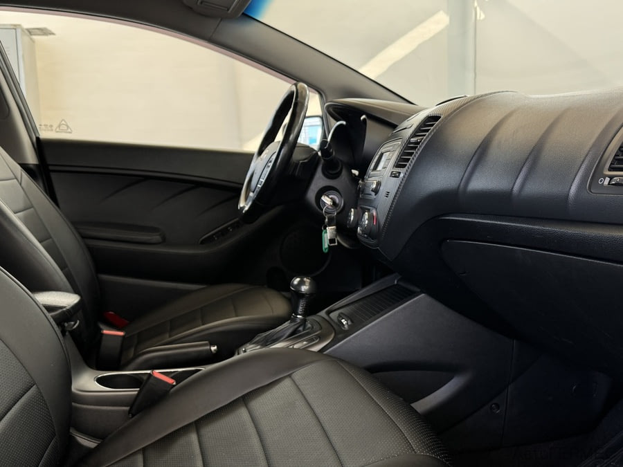 Фото Kia Cerato III с пробегом | №11