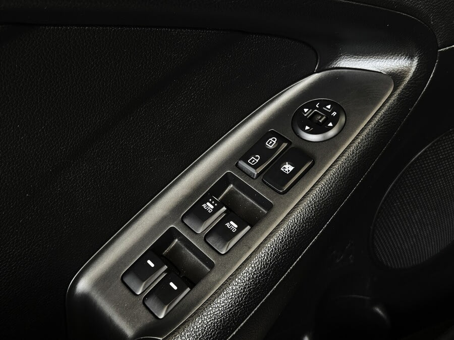 Фото Kia Cerato III с пробегом | №8 Фото Kia Cerato III с пробегом | №8