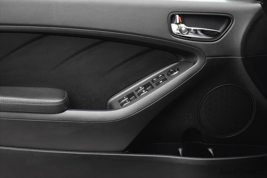 Фото Kia Cerato III Рестайлинг (CLASSIC) с пробегом | №11