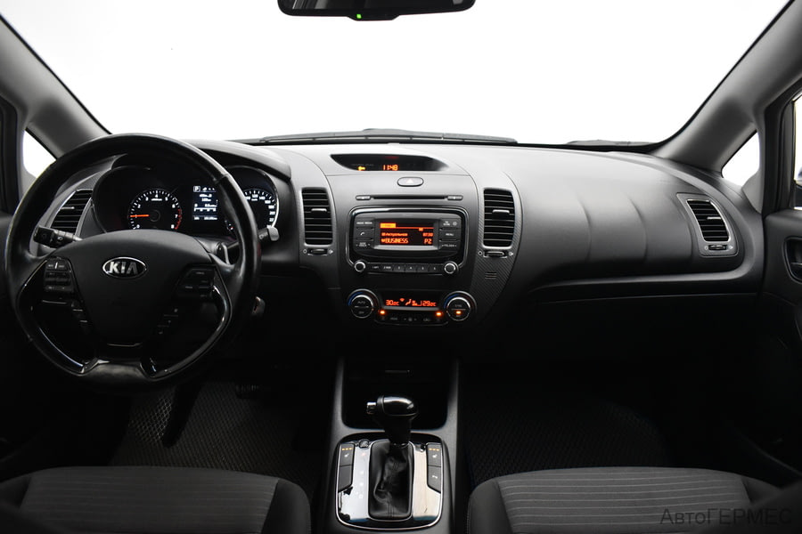 Фото Kia Cerato III Рестайлинг (CLASSIC) с пробегом | №5 Фото Kia Cerato III Рестайлинг (CLASSIC) с пробегом | №5