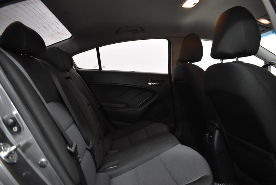 Фото Kia Cerato III Рестайлинг (CLASSIC) с пробегом | №13