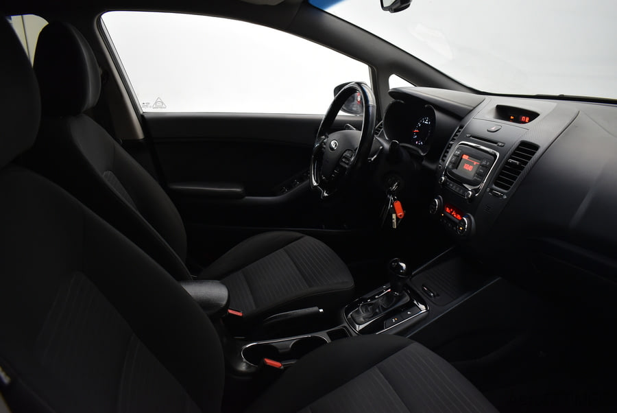 Фото Kia Cerato III Рестайлинг (CLASSIC) с пробегом | №13