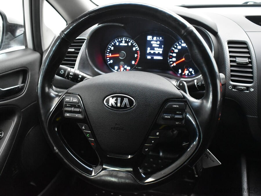 Фото Kia Cerato III Рестайлинг (CLASSIC) с пробегом | №12