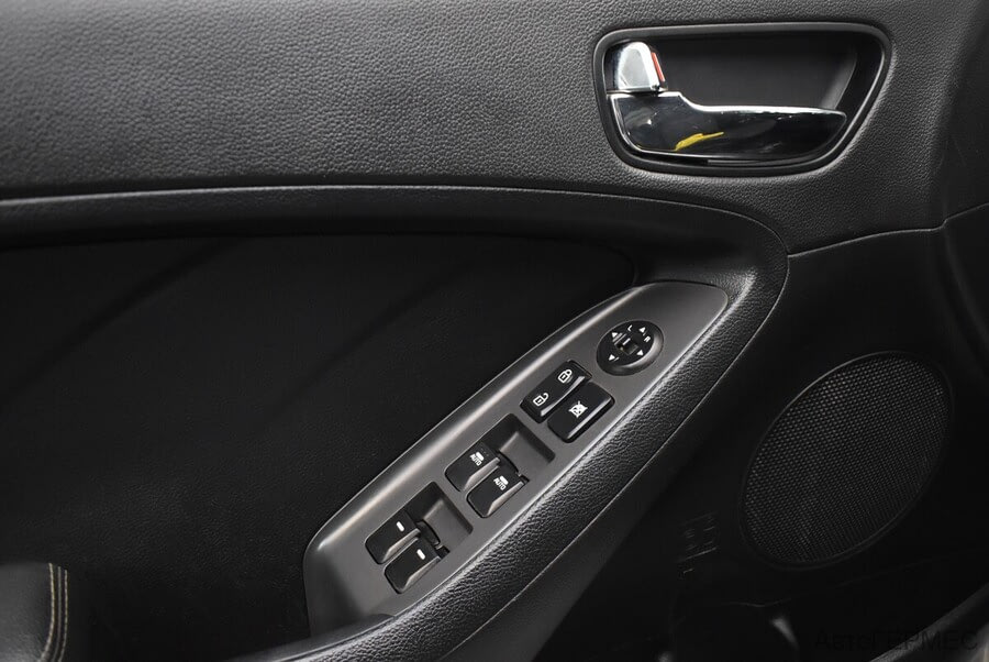 Фото Kia Cerato III Рестайлинг (CLASSIC) с пробегом | №11