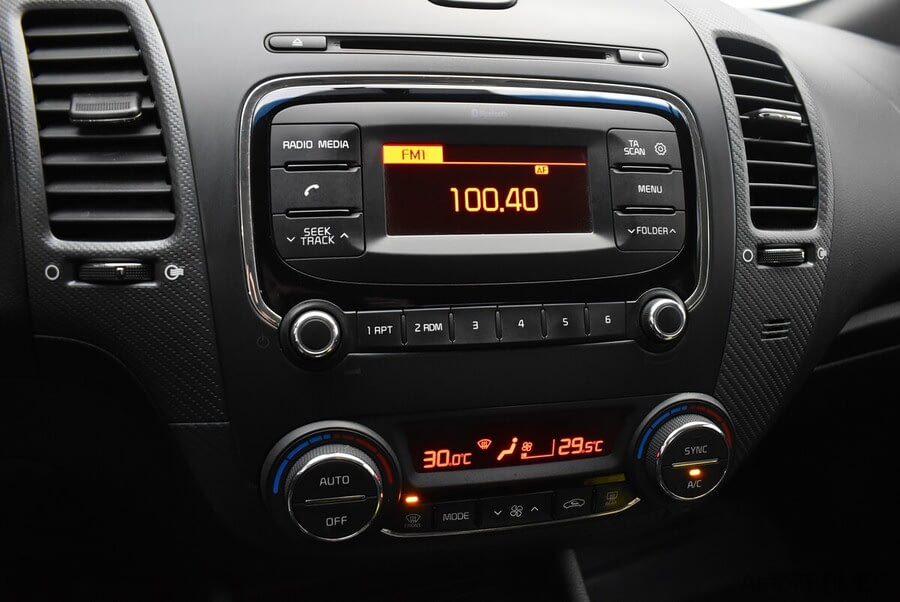 Фото Kia Cerato III Рестайлинг (CLASSIC) с пробегом | №7