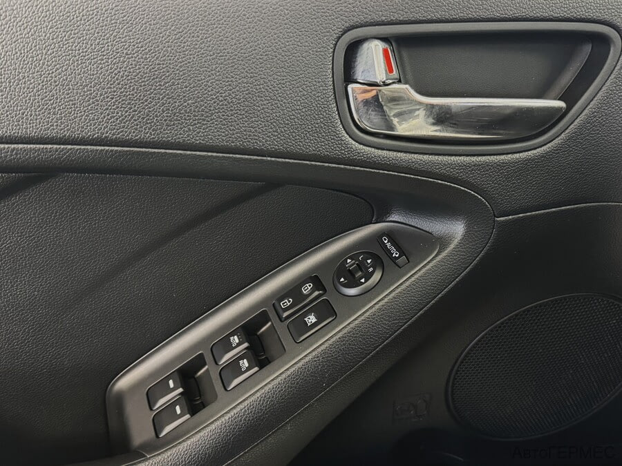 Фото Kia Cerato III с пробегом | №10