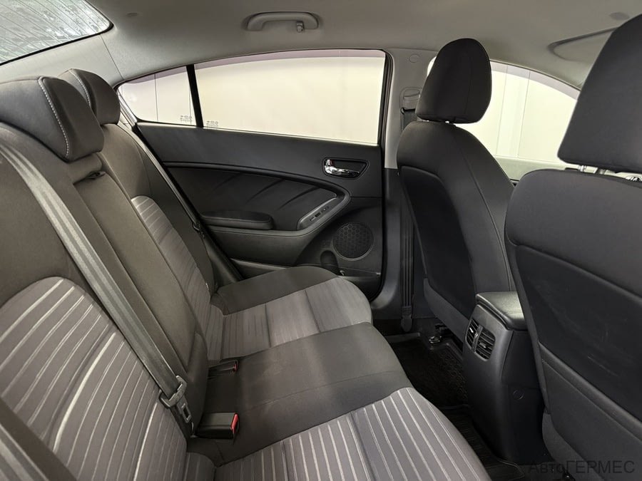 Фото Kia Cerato III Рестайлинг (CLASSIC) с пробегом | №14 Фото Kia Cerato III Рестайлинг (CLASSIC) с пробегом | №14