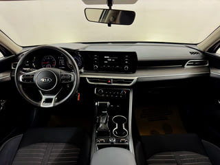 Фото Kia K5 III с пробегом