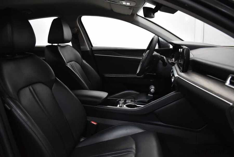 Фото Kia K5 III с пробегом | №16