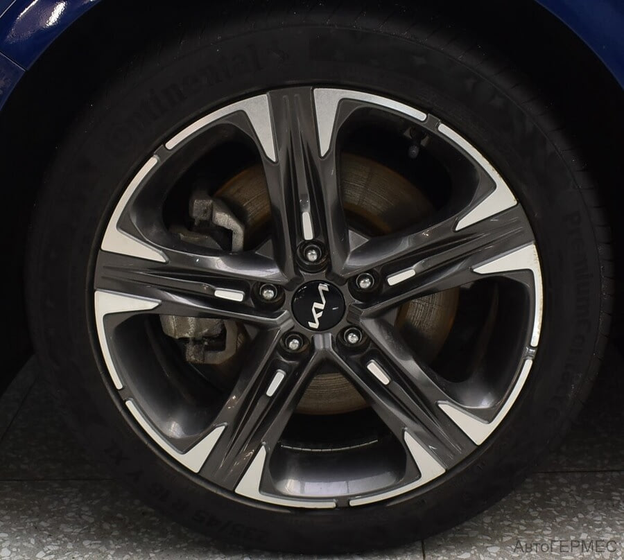 Фото Kia K5 III с пробегом | №17