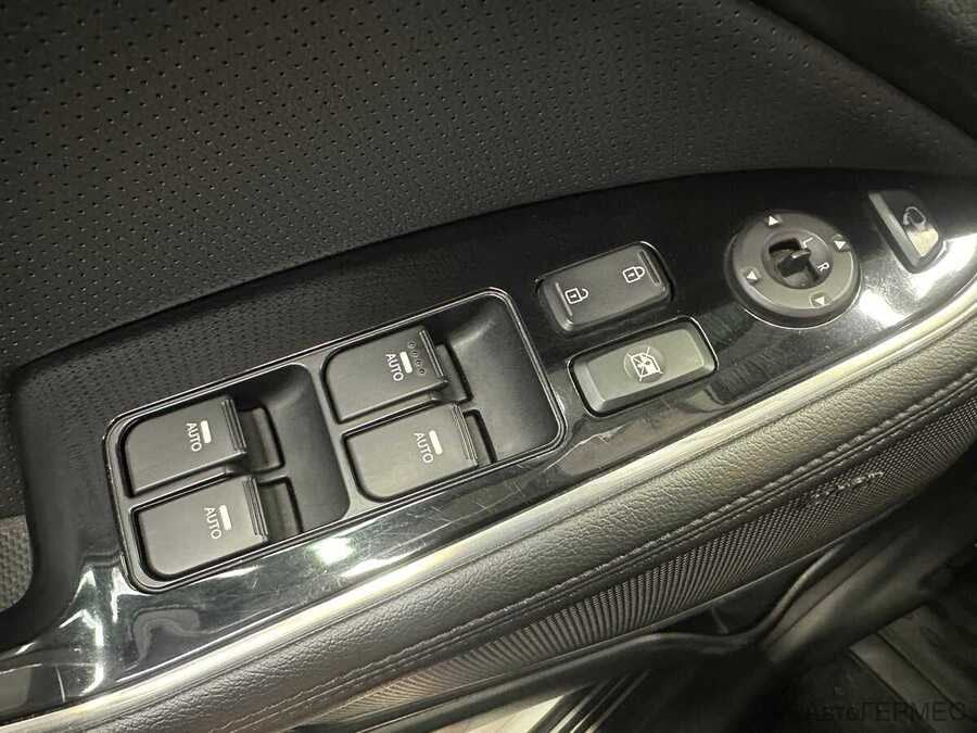 Фото Kia Optima III Рестайлинг с пробегом | №12 Фото Kia Optima III Рестайлинг с пробегом | №12