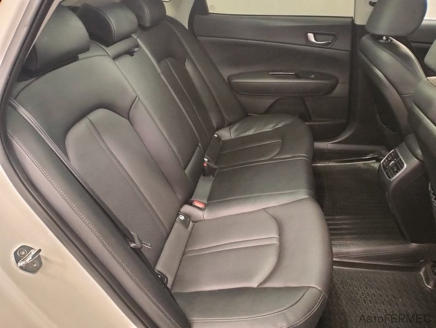 Фото Kia Optima IV Рестайлинг с пробегом | №16 Фото Kia Optima IV Рестайлинг с пробегом | №16