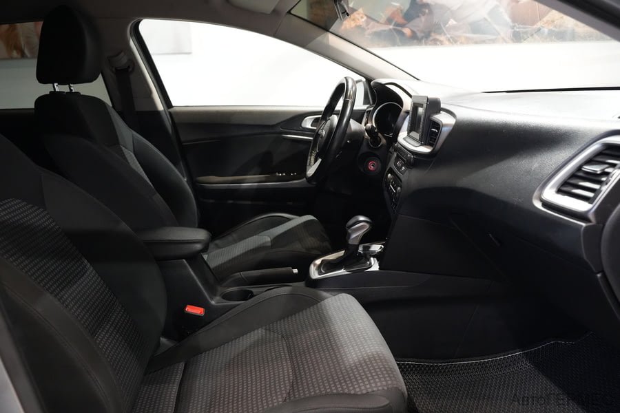 Фото Kia Ceed III с пробегом | №11