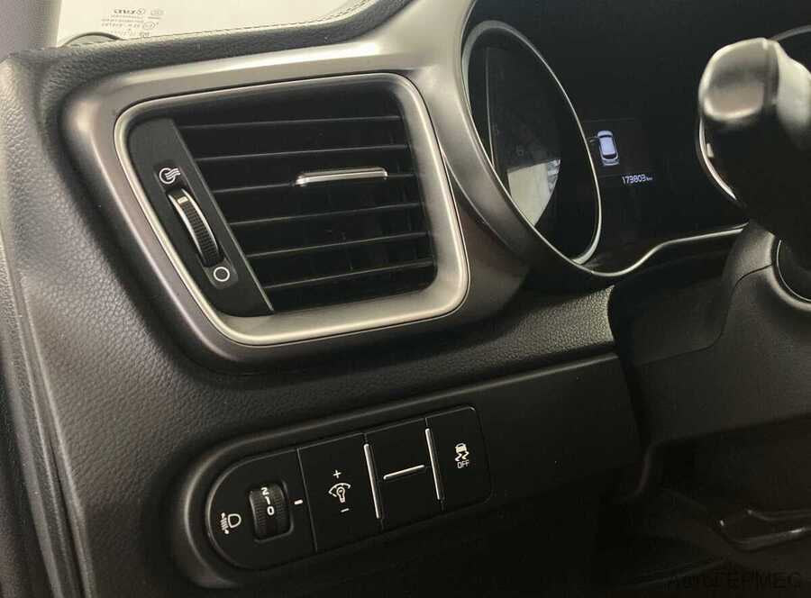 Фото Kia Ceed III с пробегом | №10