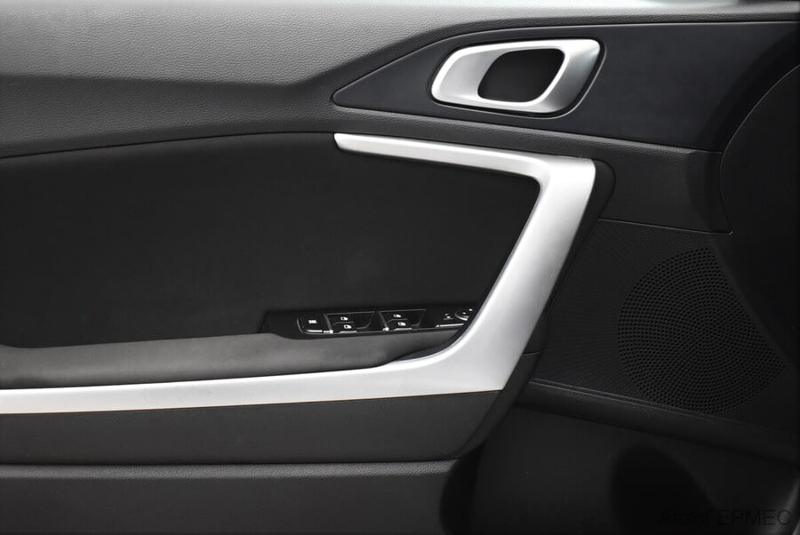 Фото Kia Ceed III с пробегом | №10