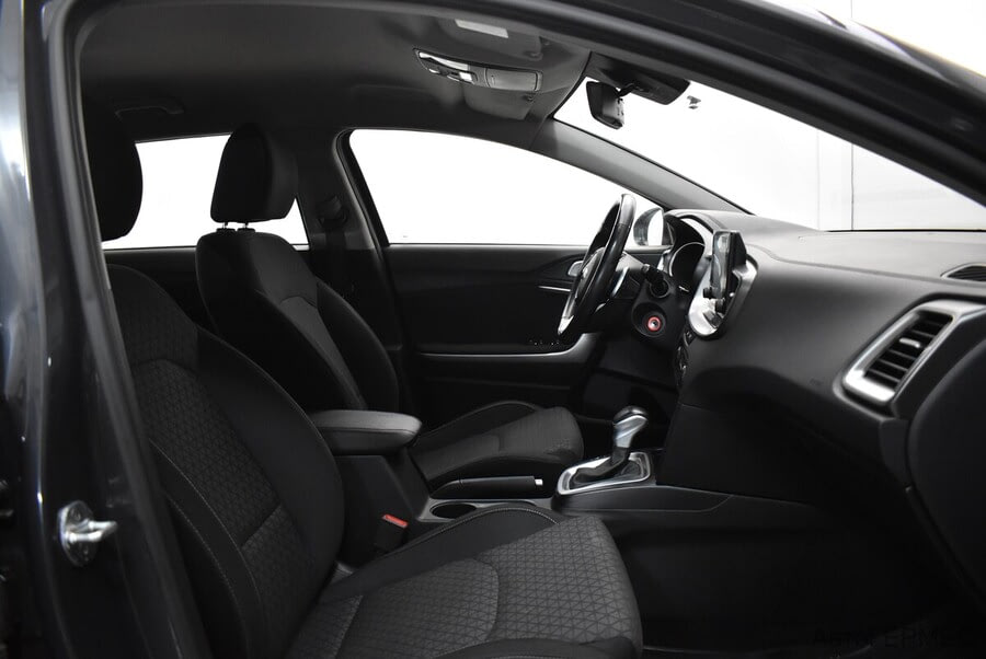 Фото Kia Ceed III с пробегом | №12 Фото Kia Ceed III с пробегом | №12