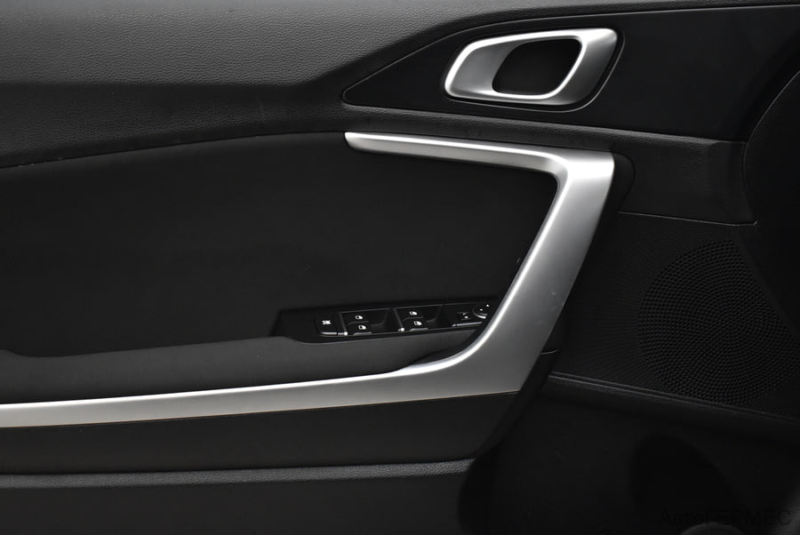 Фото Kia Ceed III с пробегом | №11 Фото Kia Ceed III с пробегом | №11