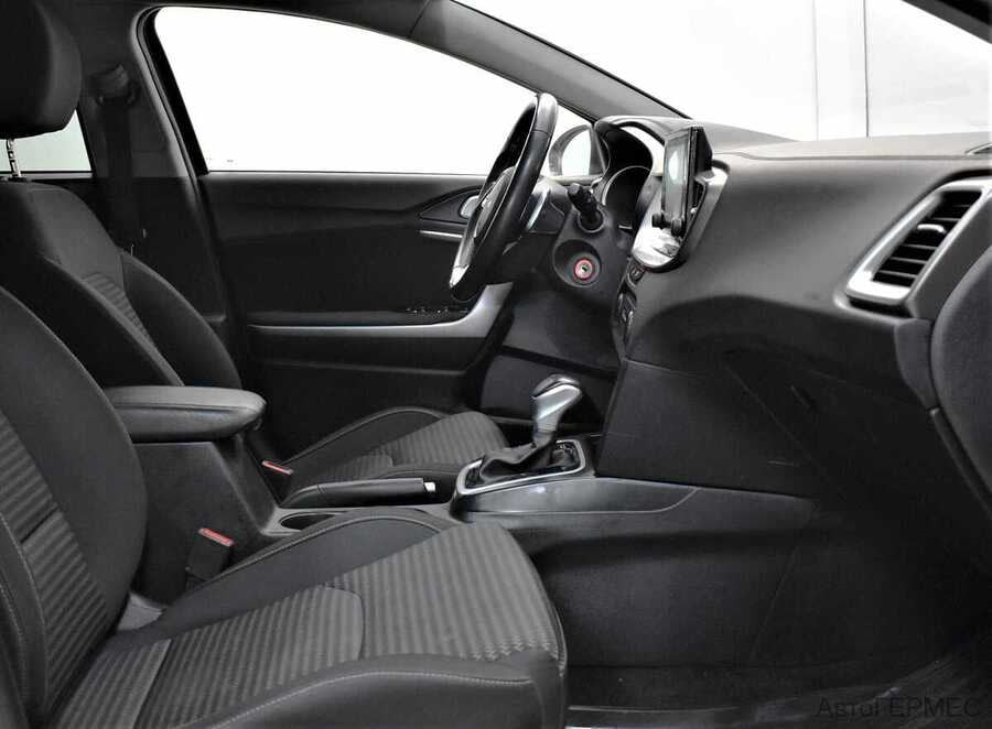 Фото Kia Ceed III Рестайлинг с пробегом | №11