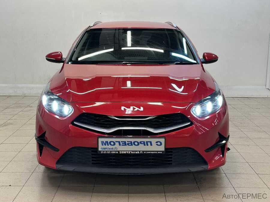 Фото Kia Ceed III Рестайлинг с пробегом | №2