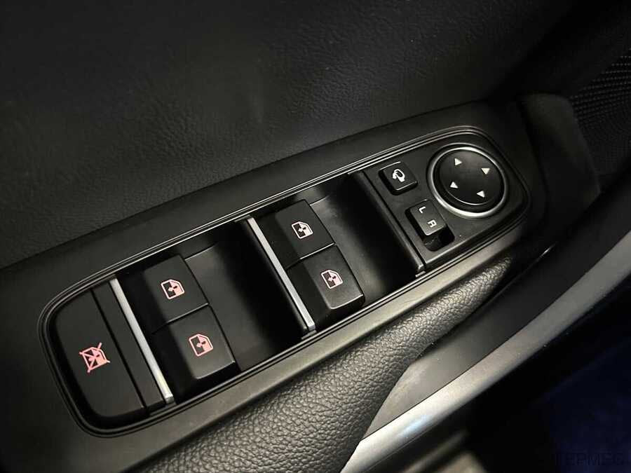 Фото Kia Ceed III Рестайлинг с пробегом | №11