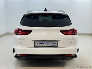 Фото Kia Ceed III Рестайлинг с пробегом Фото Kia Ceed III Рестайлинг с пробегом