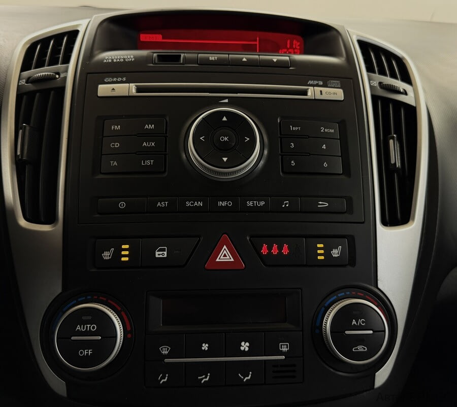 Фото Kia Ceed I Рестайлинг с пробегом | №7