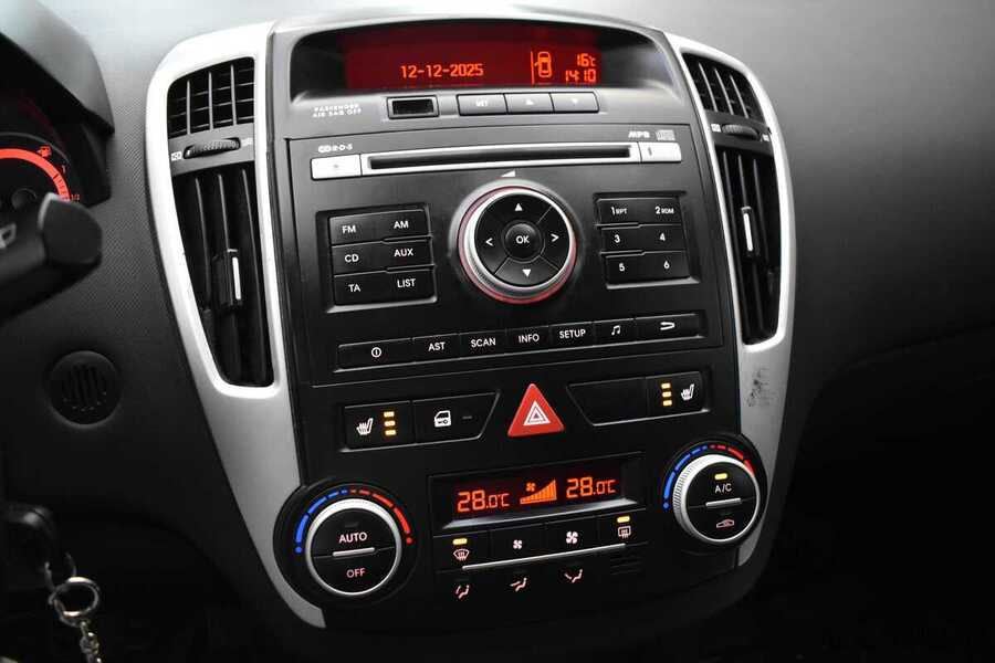 Фото Kia Ceed I Рестайлинг с пробегом | №7