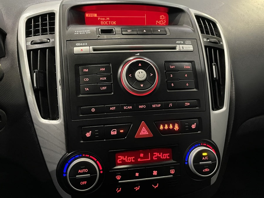 Фото Kia Ceed I Рестайлинг с пробегом | №7