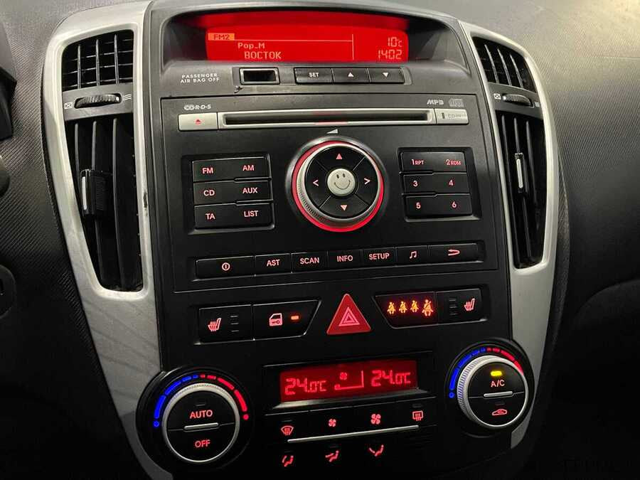 Фото Kia Ceed I Рестайлинг с пробегом | №7