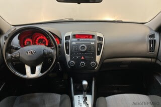 Фото Kia Ceed I Рестайлинг с пробегом Фото Kia Ceed I Рестайлинг с пробегом