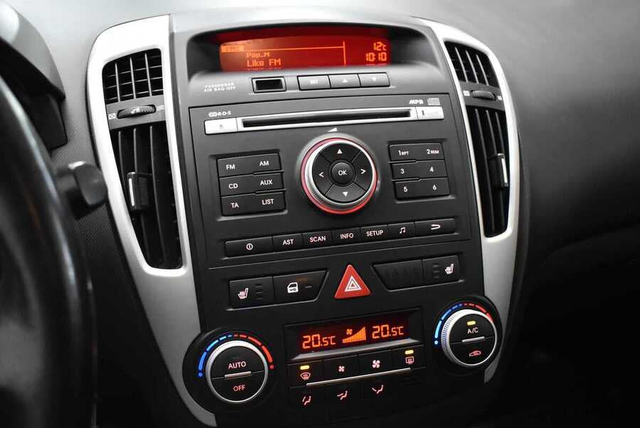 Фото Kia Ceed I Рестайлинг с пробегом | №7