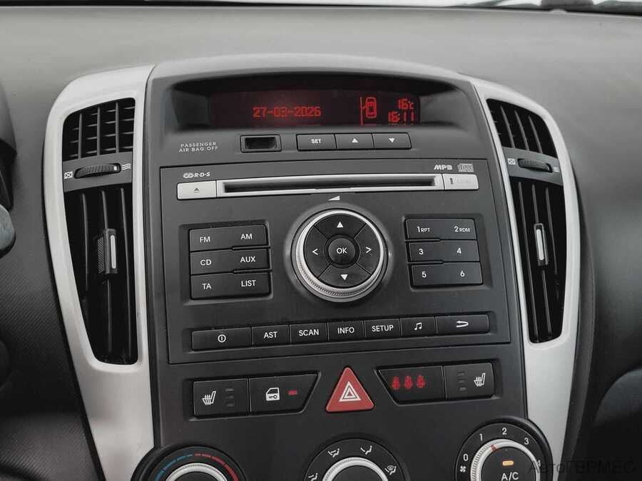 Фото Kia Ceed I Рестайлинг с пробегом | №7