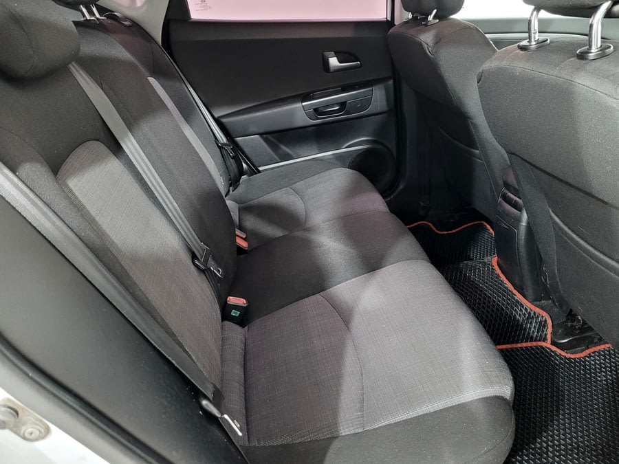 Фото Kia Ceed I Рестайлинг с пробегом | №11 Фото Kia Ceed I Рестайлинг с пробегом | №11