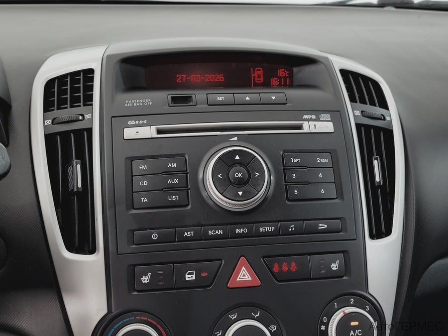 Фото Kia Ceed I Рестайлинг с пробегом | №7 Фото Kia Ceed I Рестайлинг с пробегом | №7