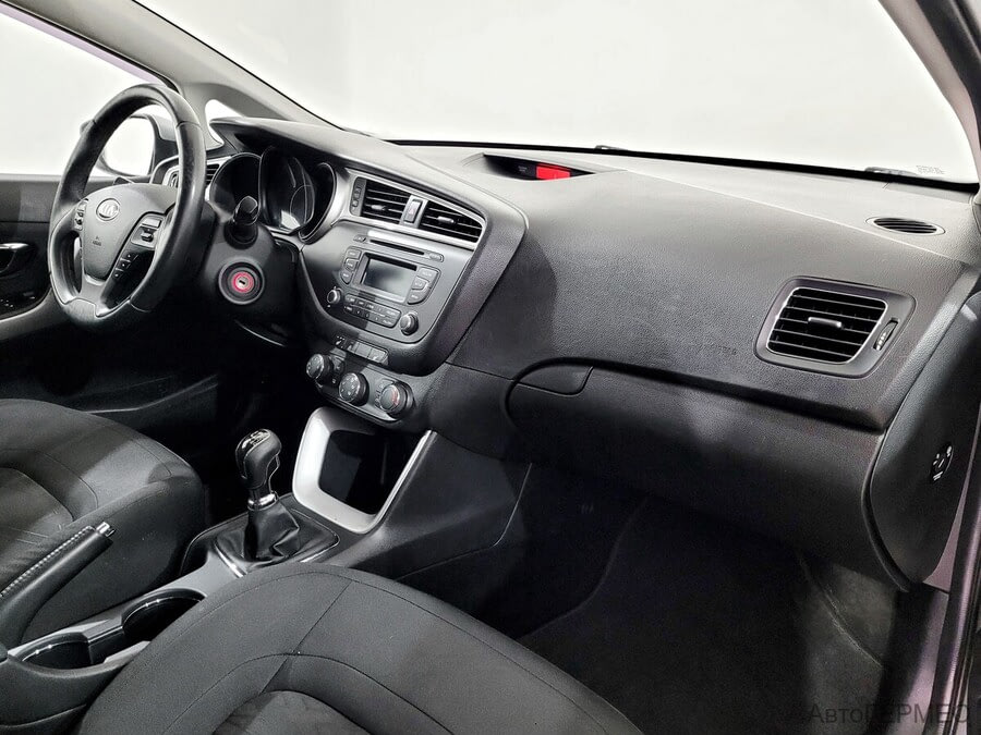 Фото Kia Ceed II Рестайлинг с пробегом | №11
